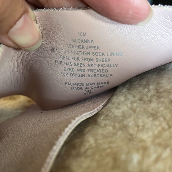 Marc Fisher Pink Suede and Shearling Crisscross Sandals Size 10M, NWT - Picture 8 of 10